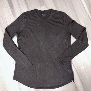 FIGS Woman’s Gray Long Sleeve Shirtless